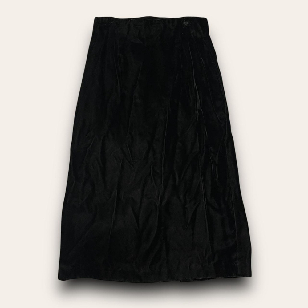 ⭐️ 4 for $20 ⭐️ Vintage Black Velvet Midi Skirt Kips Bay Size 9/10 28” Waist
